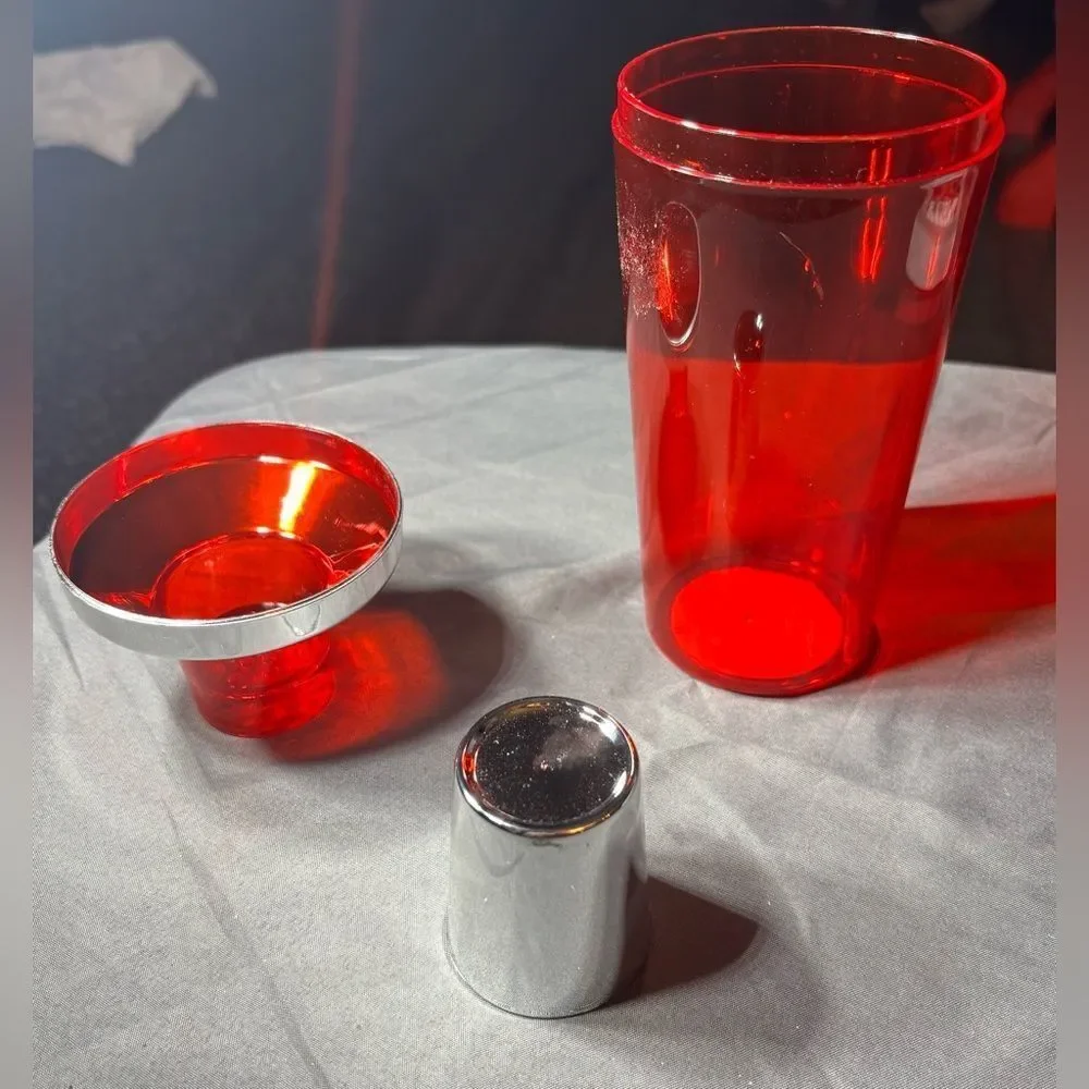 New Red Cocktail Shaker with Silver Lid - Home Kitchen Bar Mixer